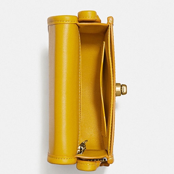 Coach turnlock flap pouch 15 - Picture 3 of 7